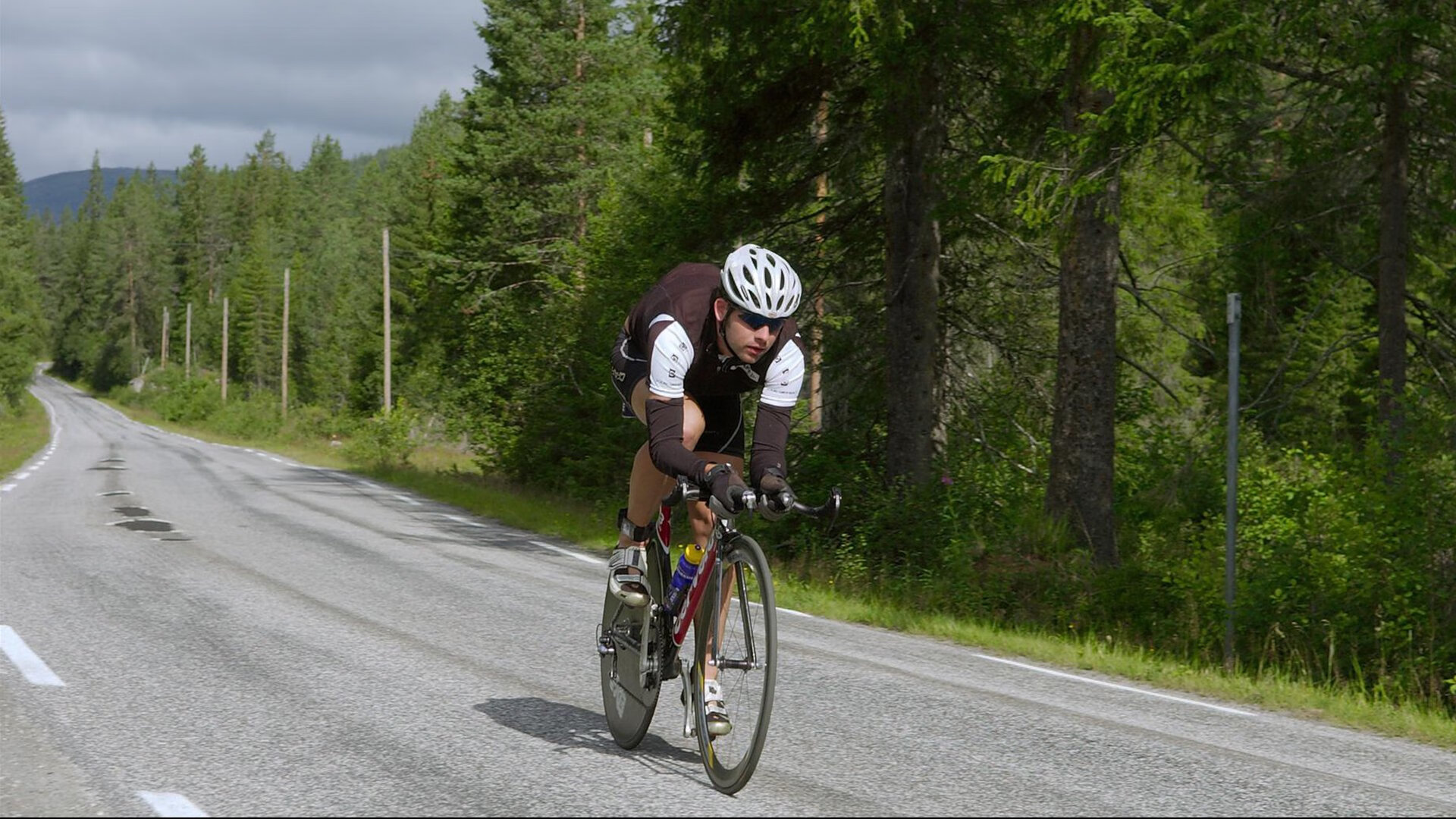 利物浦-不敌富勒姆，客场遭遇不利败局显骄傲，利物浦不敌富勒姆遭主场六连败