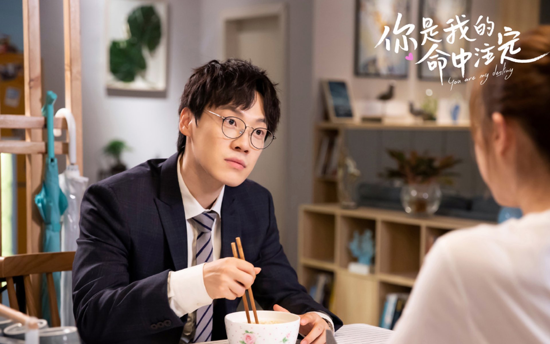 核心后卫表现稳定成为防线轴心多项数据列全联赛前列位置，篮球核心后卫是几号位